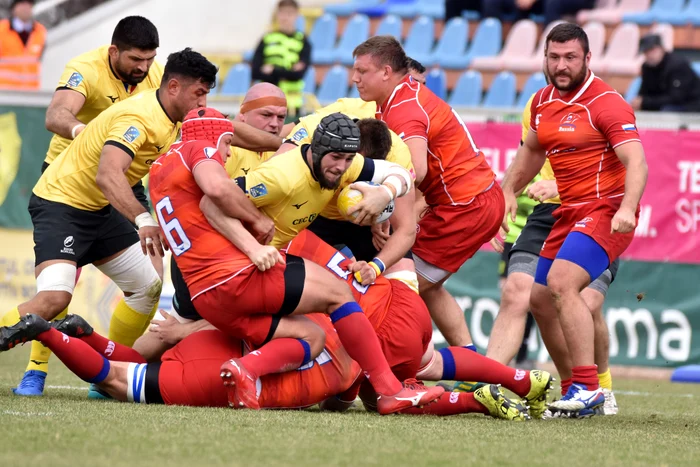 
    În meciurile cu Rusia, Stejarii și-au dovedit mai mereu superioritatea pe înaintareFoto: sportpictures.eu  