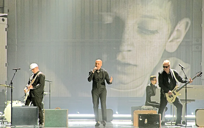 Reprezentanţii României abia au reuşit să doarmă câte 3 ore pe noapte în ultima săptămânăFoto: AP, Facebook