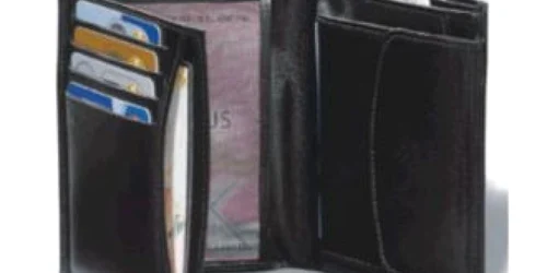 Alba Iulia: Portmoneu cu bani găsit pe stradă şi predat poliţiei