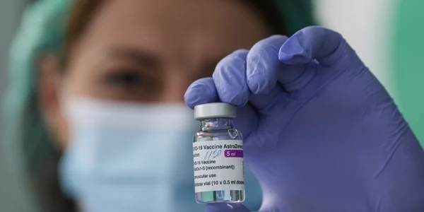 Vaccinare AstraZeneca - Circul de Stat / 15 feb 2021 / FOTO Inquam Photos / Octav Ganea
