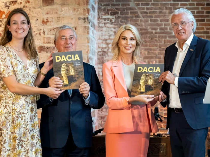 Inaugurarea expoziției „Dacia! Rijk van goud en zilver”/FOTO: Facebook Raluca Turcan