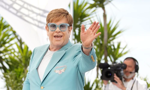 Elton John se muta în Canada  Cum arata superbul lui penthouse  Sursa foto Shutterstock 1432895006 jpg