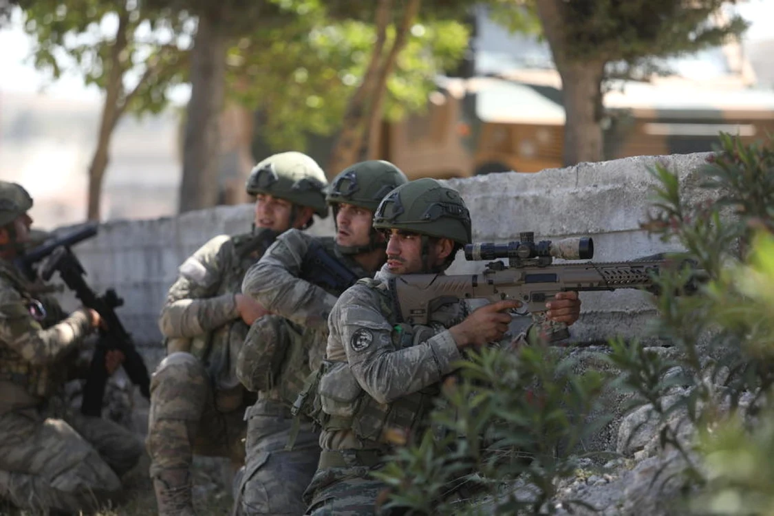 Militari turci în acţiune FOTO EPA-EFE