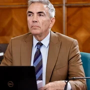 dragos anastasiu vicepremier foto fb jpg