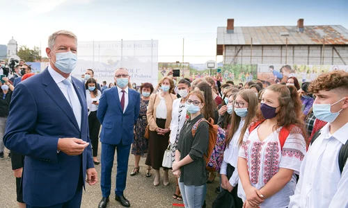 iohannis cimpeanu scoala jpeg
