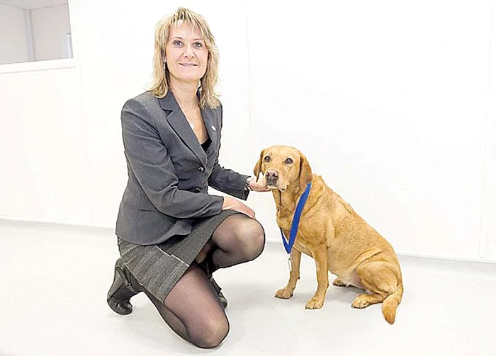 Daisy a descoperit  cancerul de sân de care  suferea stăpâna ei, Claire Guest