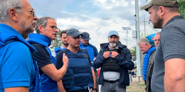 Delegaţia AIEA a ajuns la centrala nucleară Zaporojie FOTO Twitter