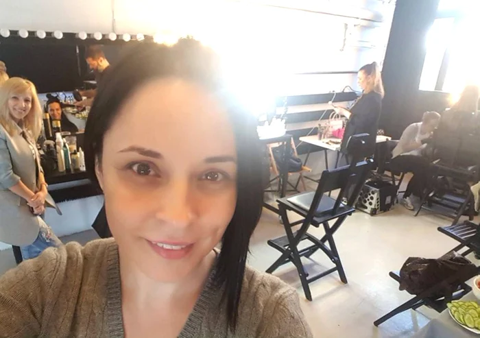 Andreei Marin nu i-a fost teamă să se arate fără machiaj în public