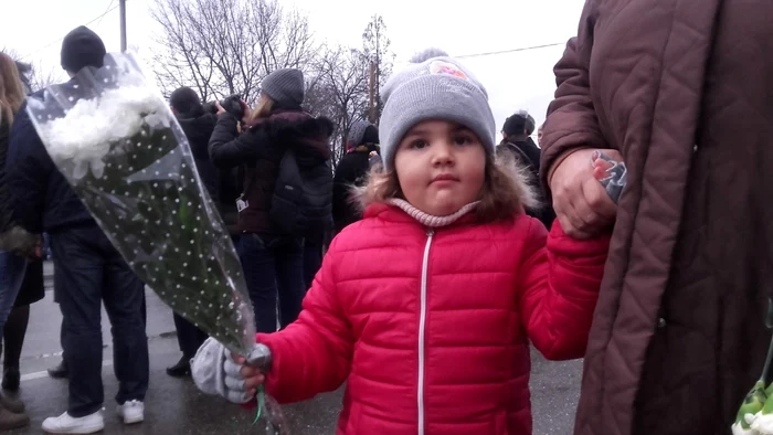 Emoţie în mulţime care l-a condus pe Rele Mihai la Curtea de Argeş: