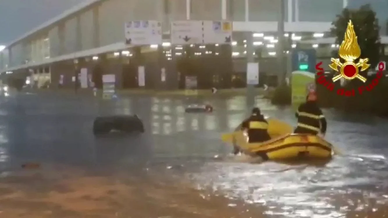 Furtuna a provocat probleme şi în restul Lombardiei. FOTO La Reppublica