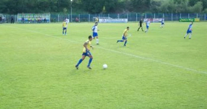 Râmnicu Vâlcea: FC Oltchim şi Ghecon Lăpuşata evoluează astăzi în liga a III-a