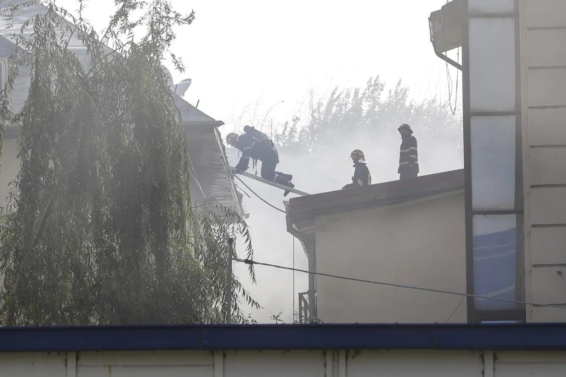În incendiu şi-a pierdut viaţa o persoană