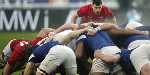 Tomos Williams de la Wales în acţiune în timpul meciul de rugby dintre Franţa şi Wales din cadrul turneului Celor 6 Naţiuni pe Stade de France în Saint-Denis în afara parisului Franţa FOTO EPA-EFE / Yoan Valat