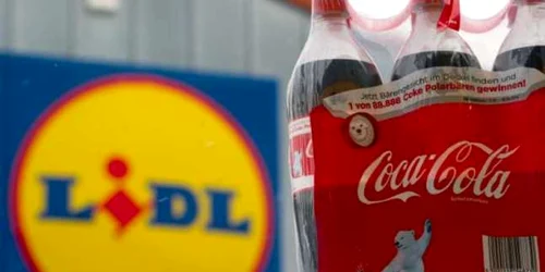 Lanţul de magazine Lidl din Germania a început să scoată de pe rafturile sale toate produsele fabricate de compania Coca-Cola FOTO Patrick Pleul