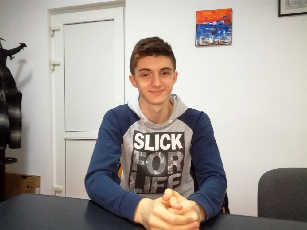 Gabriel ALexandru Mincu - Muşat, elevul de la CNI Matei Basarab, care s-a calificat pentru a doua oară la Olimpiada de Logică, deşi nu a făcut decât în clasa a IX-a această materie, se pregăteşte intensiv la şcoală, Foto: Adevărul