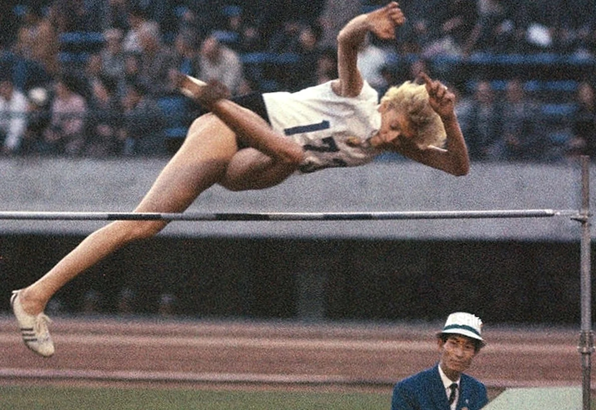 Iolanda Balaș, la Jocurile Olimpice de la Tokyo, în 1964