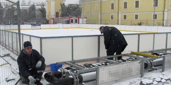 Patinoarul va fi gata în câteva zile