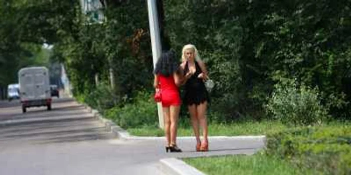 Cele mai multe victime ale traficanţilor ajung în stradă.