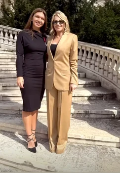 Simona Halep si Nadia Comaneci la Palatul Cotroceni, foto Instagram png
