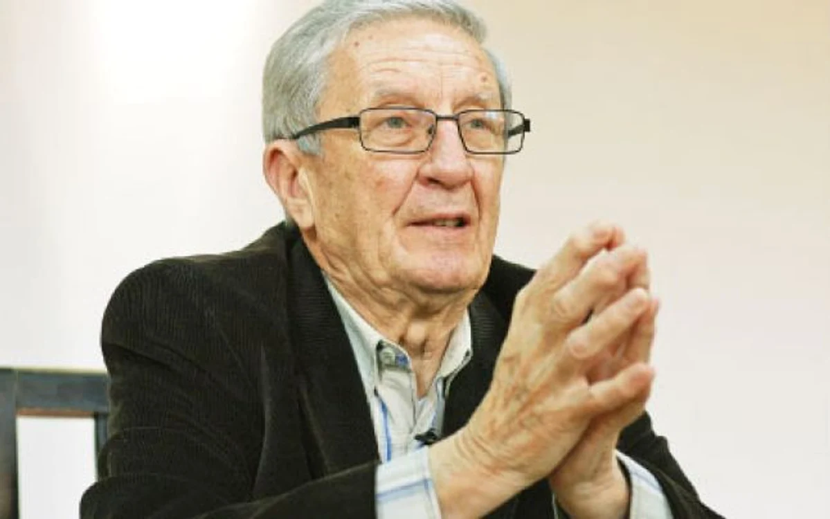 
    Victor Atanasie Stănculescu a murit la 88 de ani, într-un azil de bătrâni  