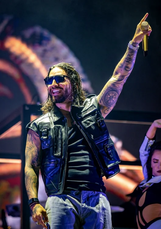 Maluma la Neversea 1 png