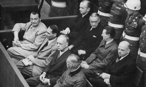 Au început procesele criminalilor de război nazişti, cunoscute sub numele de Procesele de la Nurnberg jpeg