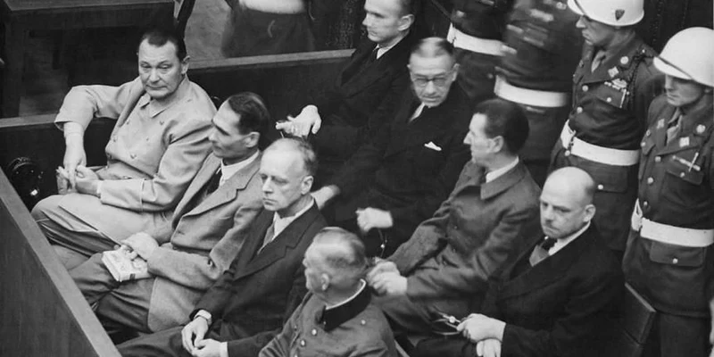 Au început procesele criminalilor de război nazişti, cunoscute sub numele de Procesele de la Nurnberg jpeg
