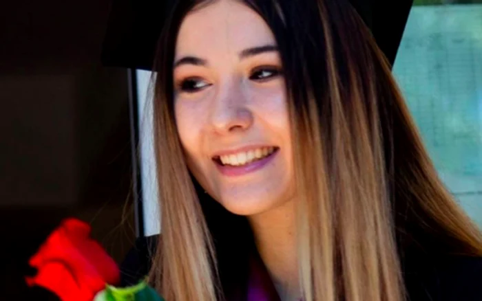 Iuliana Maria Vasilache are doar 20 ani. Este din Năvodari şi este studentă în anul II la SNSPAFOTO: adevarul.ro