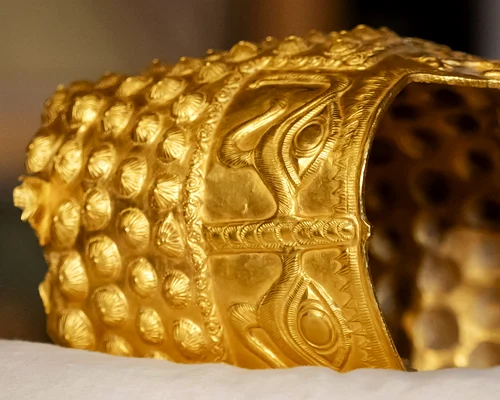 Primele imagini cu coiful de la Coțofenești găsit FOTO AFP