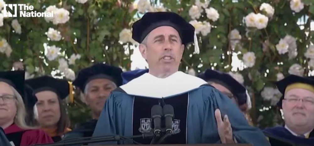 Umoristul Jerry Seinfeld, huiduit la Universitatea Duke pentru susţinerea sa exprimată faţă de Israel VIDEO