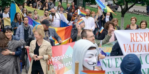 mars LGBT chisinau