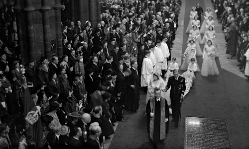 Regina Elisabeta a II a și prințul Philip sărbătoresc Nunta de Platină / VIDEO jpeg