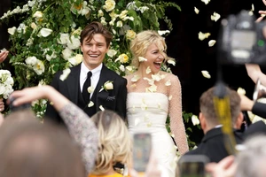 Pxie Lott s a casatorit cu Oliver Cheshire (2) jpg