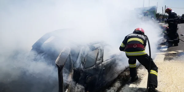 incendiu auto arges