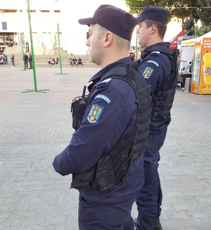 Jandarmii asigură ordinea publică la manifestările organizate ăn minivacanţa de 1 mai FOTO IJJ Călăraşi