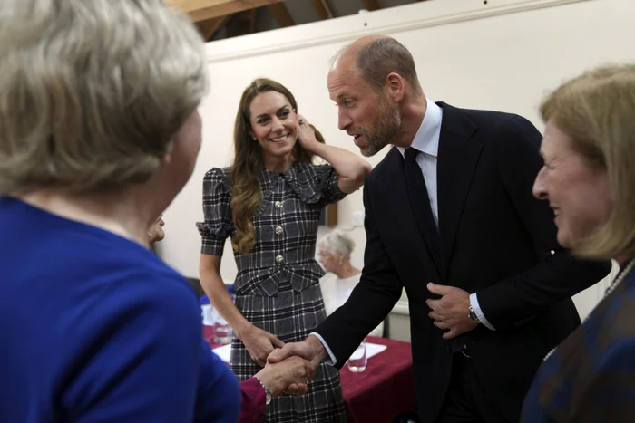 Kate și William în vizită regală la  Sunningdale, Profimedia (2) jpg