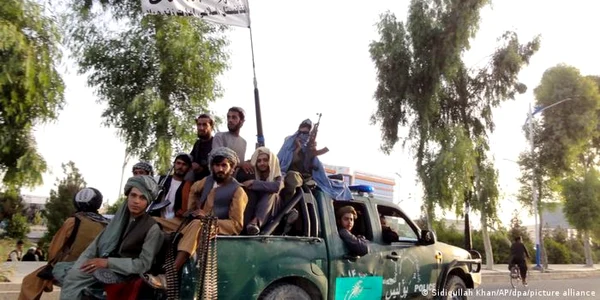 Luptători talibani în Afganistan