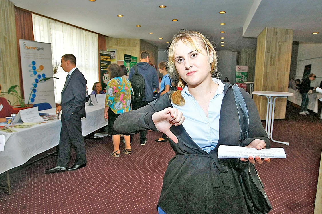 
    Adina Matache nu şi-a găsit nici un job în domeniul pe care-l stăpâneşte Fotografii: David Muntean  