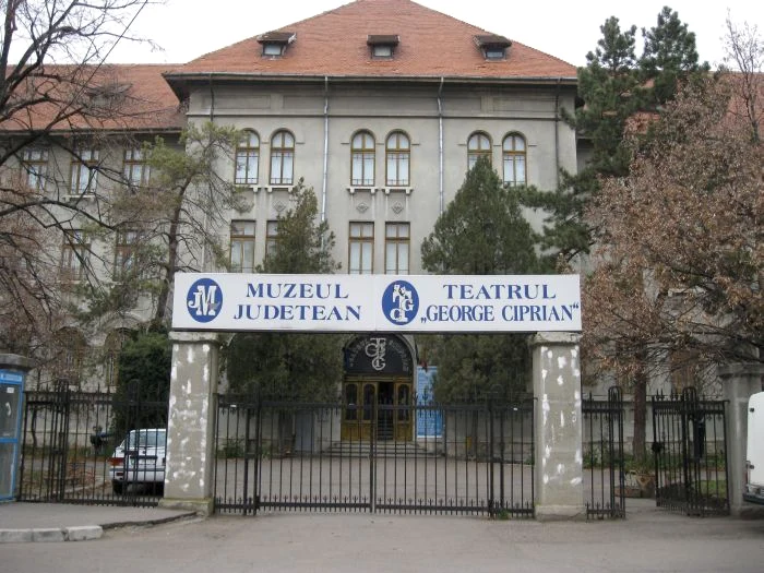 Teatrul George Ciprian