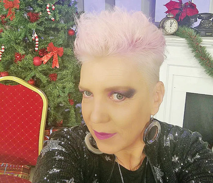 Silvia e tare mândră de noua coafură