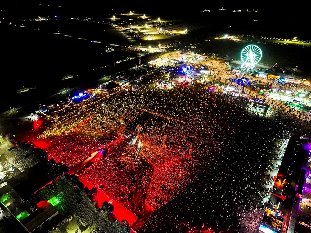 Tot ce trebuie să știi despre Beach, Please! 2026