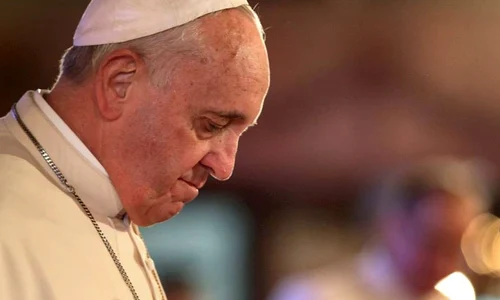 Papa Francisc și a cerut iertare pentru «păcatele și eșecurile Bisericii» în timpul genocidului din Rwanda jpeg