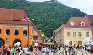 piata sfatului jpg