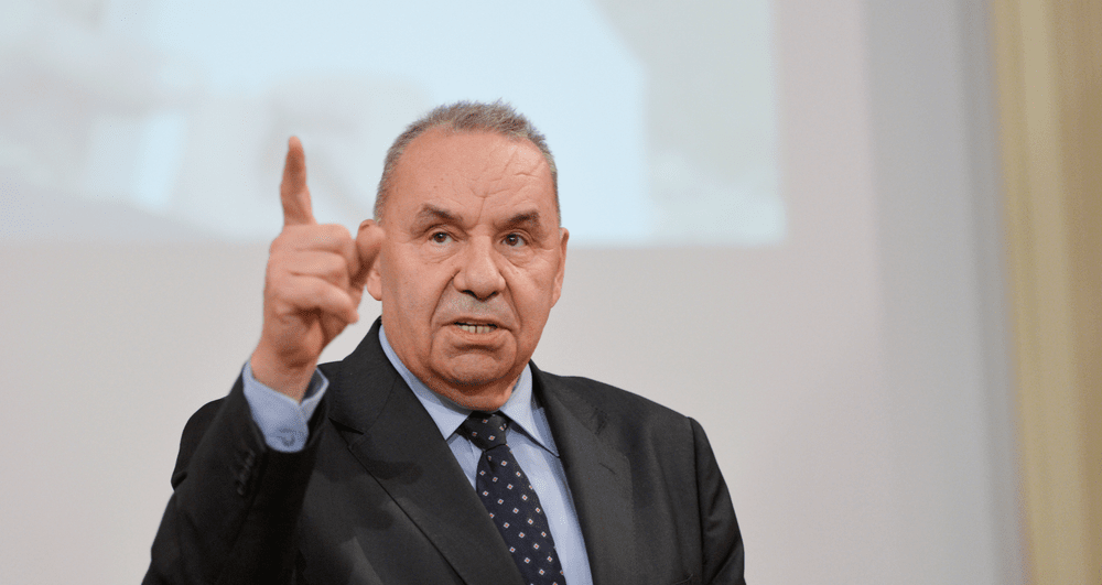 Halucinant: Intelectual român de marcă, fost ministru de externe și al învățământului, acum în PNL, susține marea teză a lui Putin