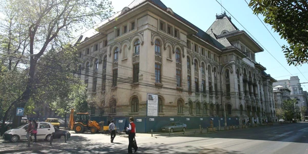 sediul primariei capitalei in consolidare