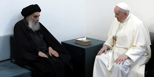 Papa Francisc a fost primit sâmbătă de Marele ayatollah Ali al-Sistani FOTO EPA-EFE