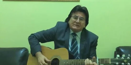 Robu la chitară