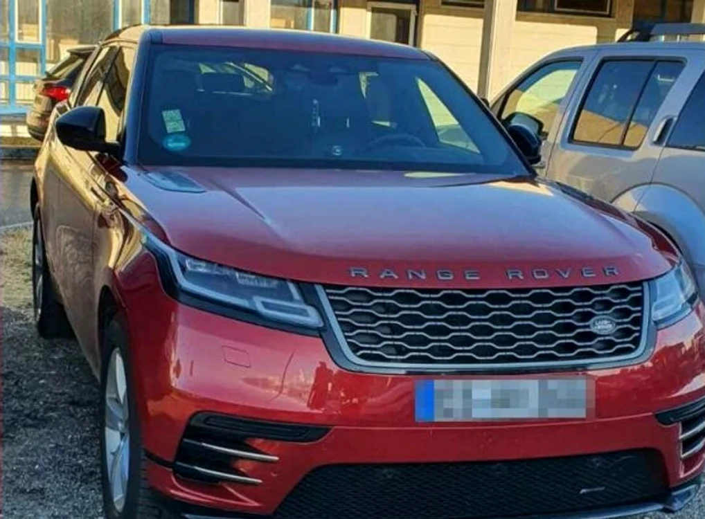 Mașina de lux a fost furată din Germania FOTO: Poliția de Frontieră