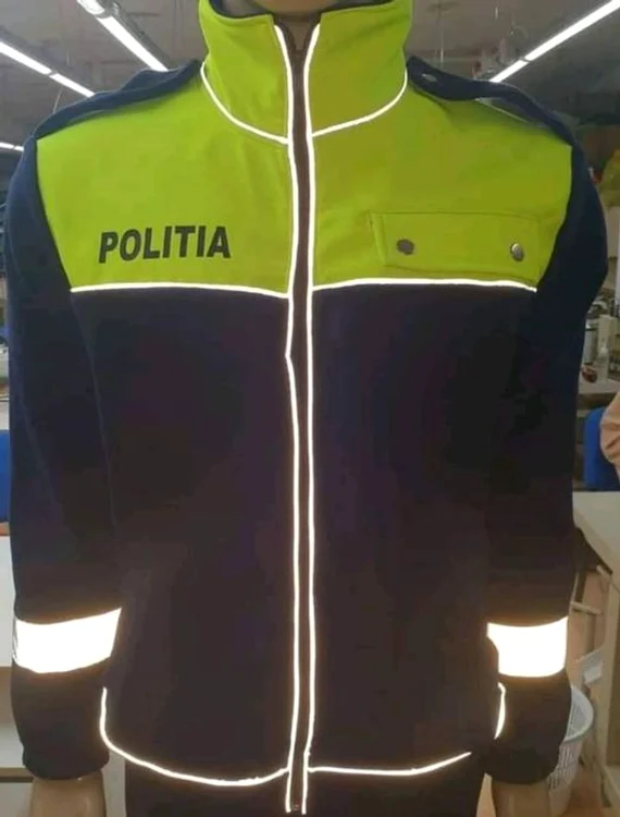 Noua uniformă, pe care o vor îmbrăca, probabil, cei de la Rutieră