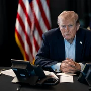 Donald Trump în situation room  Mar a  Lago FOTO shutterstock jpg